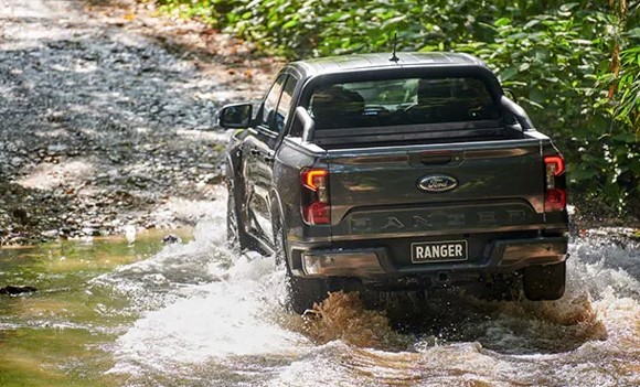 ford ranger lội nước